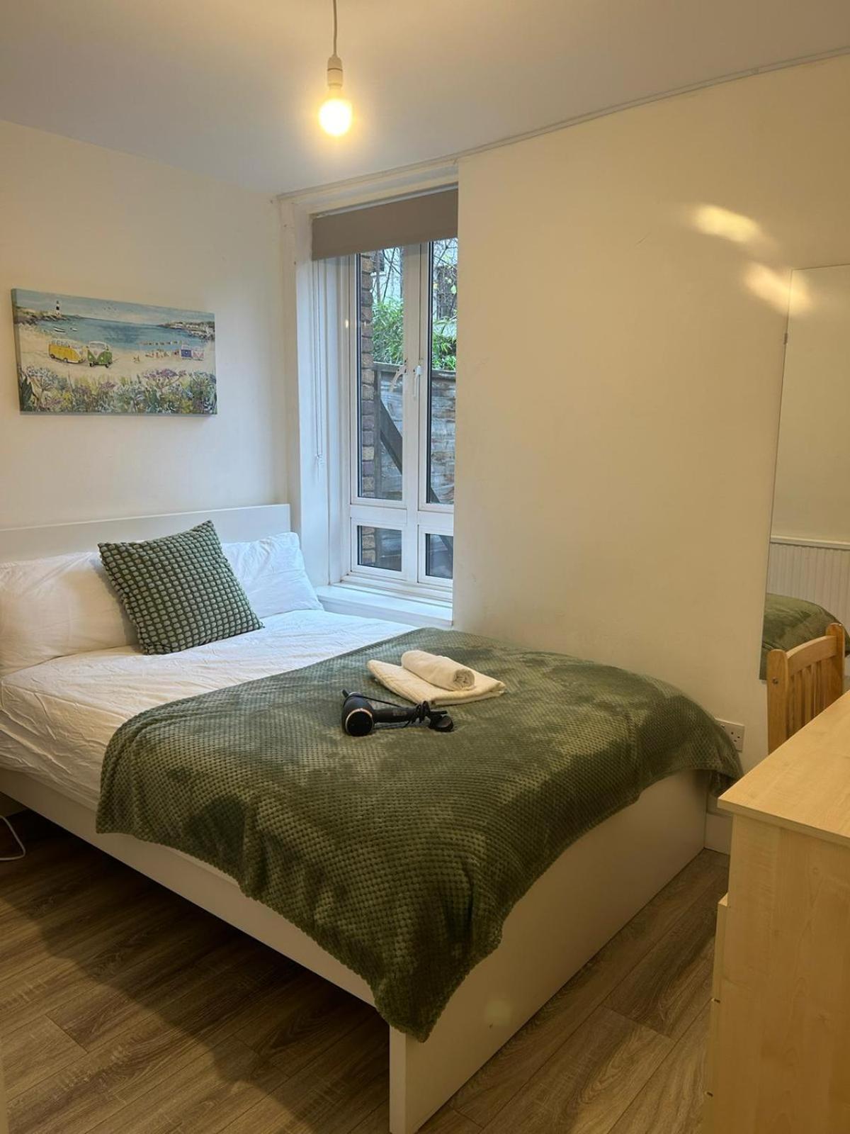 Lovely Double Rooms In Euston & Square In Central Londyn Zewnętrze zdjęcie